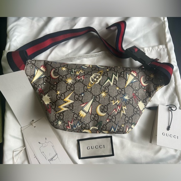 NWT Gucci GG Space Print Belt Bag - Picture 2 of 7